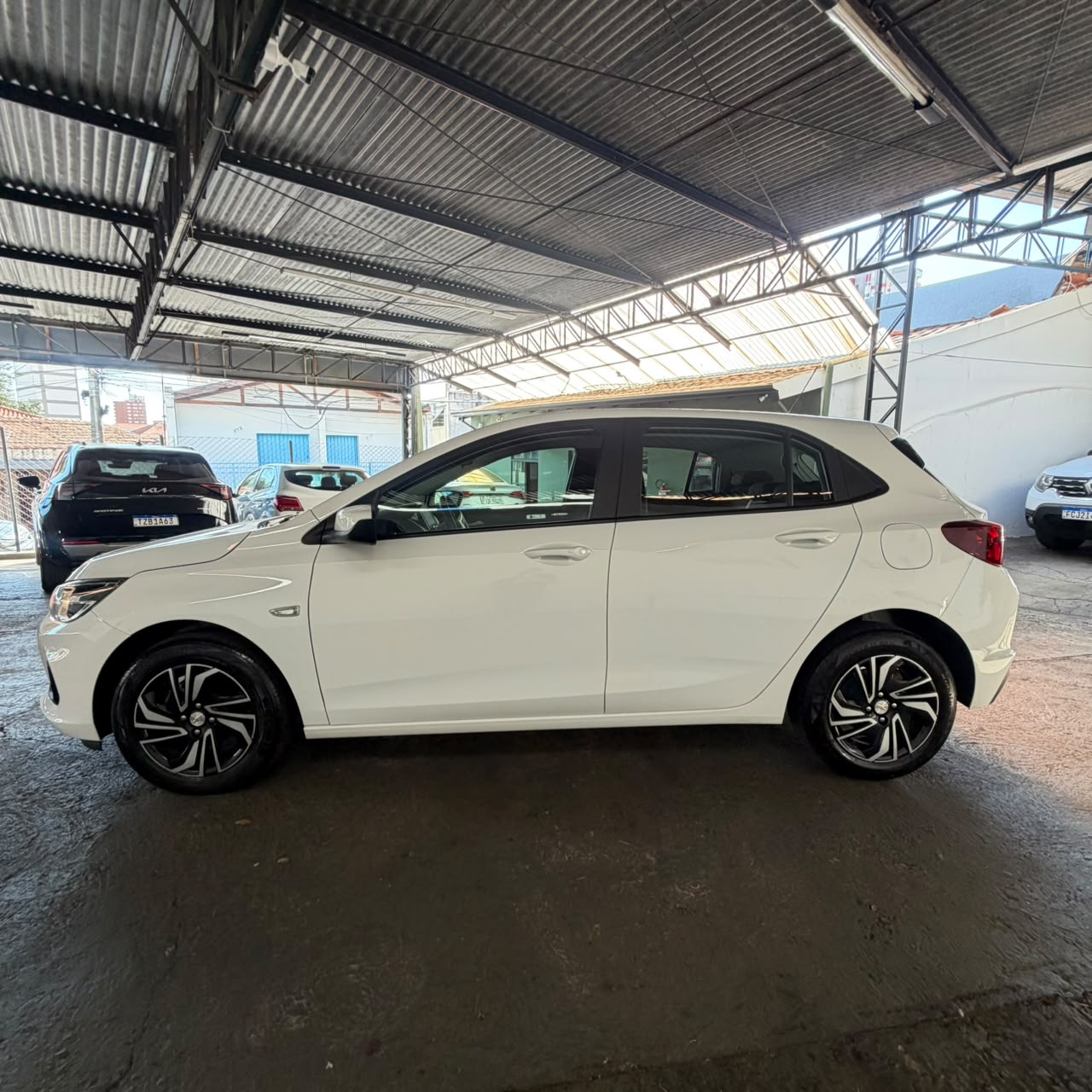 Chevrolet Onix — foto 2