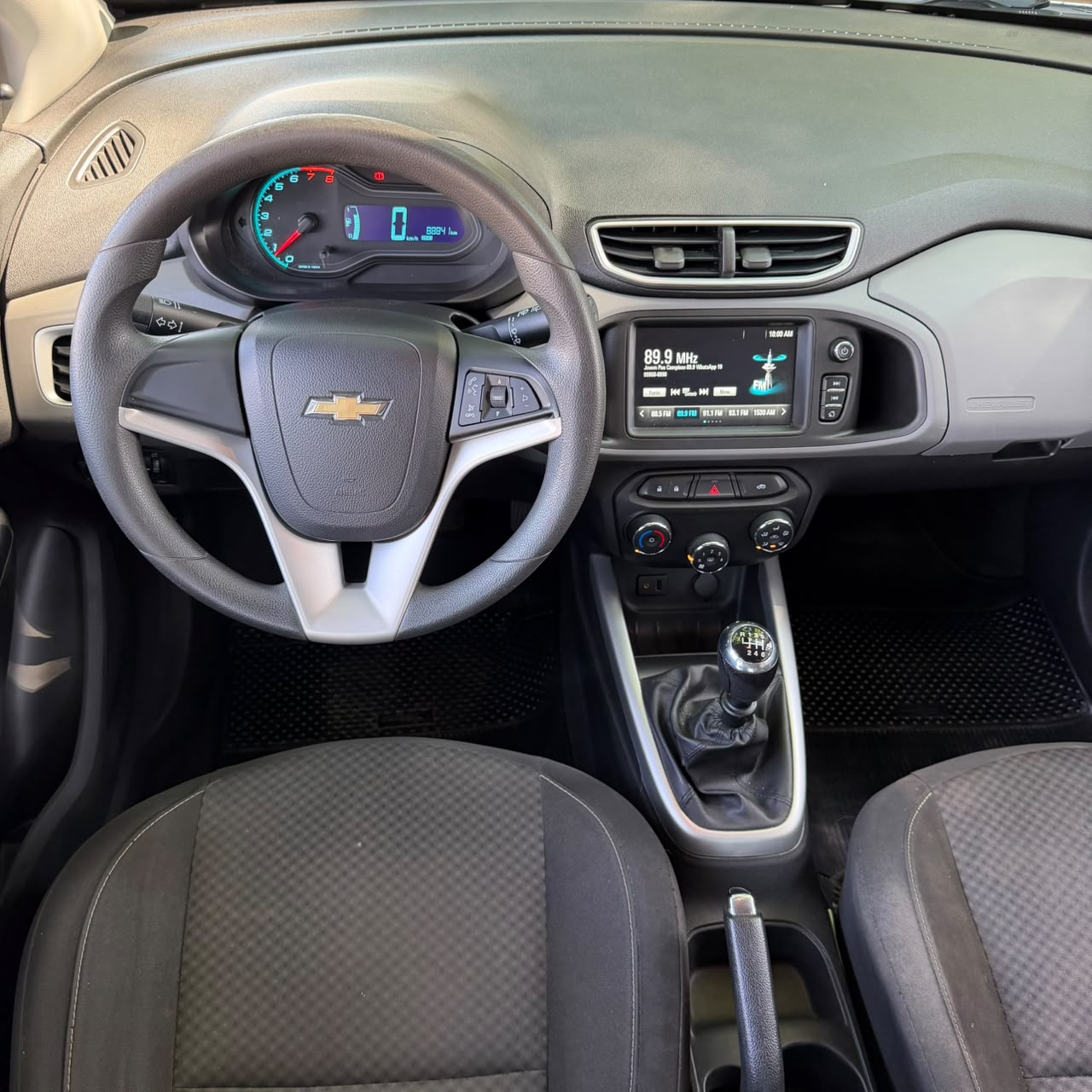 Chevrolet Onix — foto 7